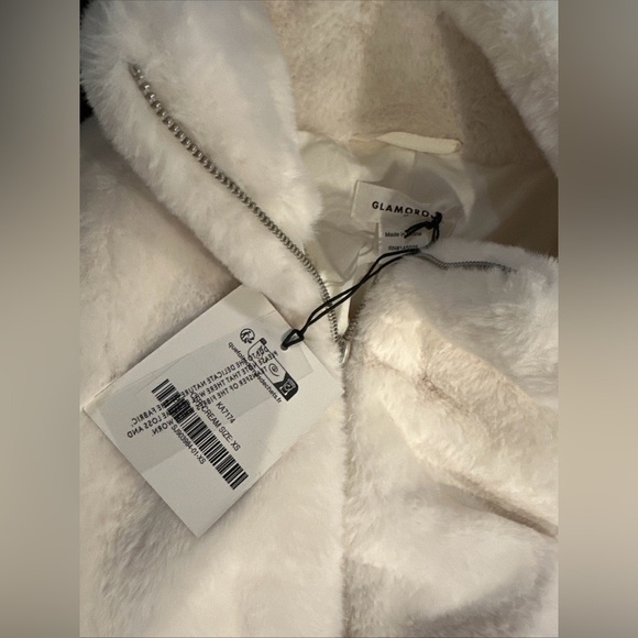 Glamorous Cream Faux Fur Oversized Bomber Jacket Sz XS $239 MSRP - Picture 5 of 5